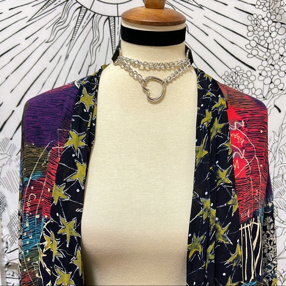 🌈 Gorgeous Vintage bohemian zodiac top - Picture 3 of 13